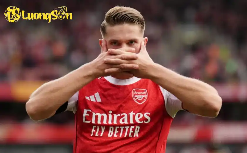 Viktor Gyokeres lập cú đúp trong chiến thắng huỷ diệt của Pháo thủ trước Leeds