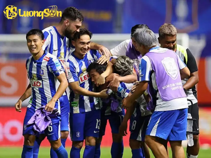 Ngay cả Thai League thì các HLV Nhật Bản cũng không có chỗ đứng (Ảnh: BG Pathum) Ngay cả Thai League thì các HLV Nhật Bản cũng không có chỗ đứng (Ảnh: BG Pathum)