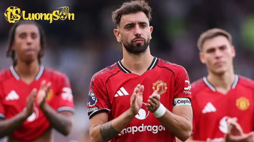 Bruno Fernandes thừa nhận sự lo lắng trước mỗi trận đấu của MU